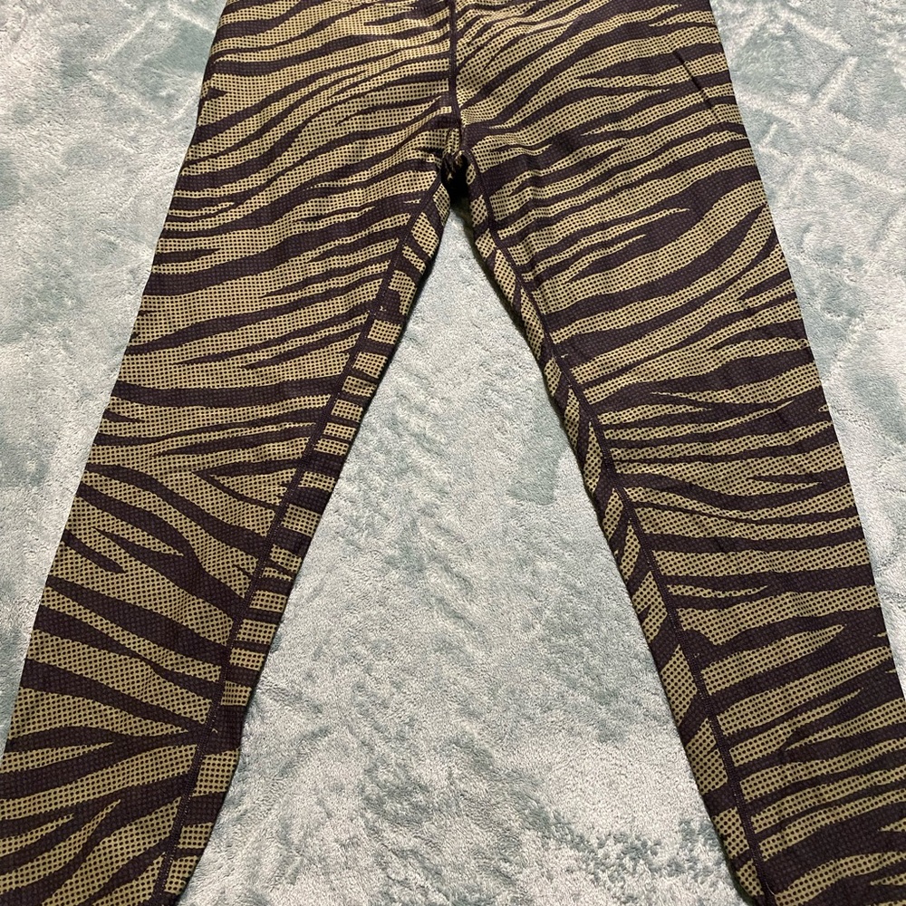 Calvin Klein Black and Green Performance Leggings